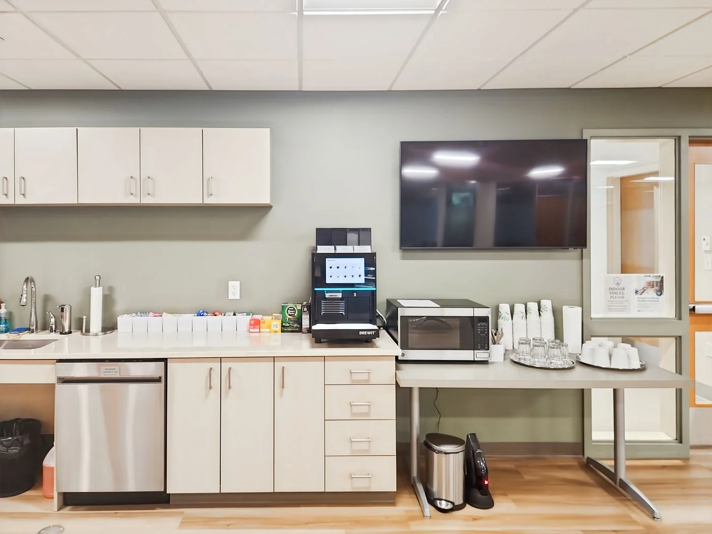 Photo 1 of 118 County Road 1st and 2nd floor, Ipswich, MA 01938