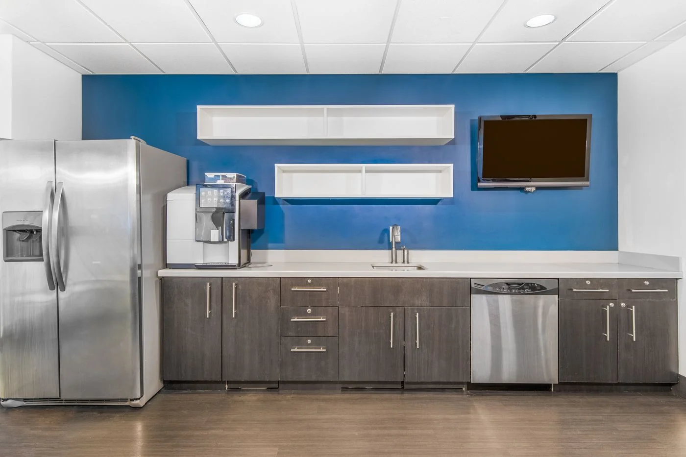 Photo-2 of 5100 Poplar Avenue 27th Floor, Memphis, TN 38137