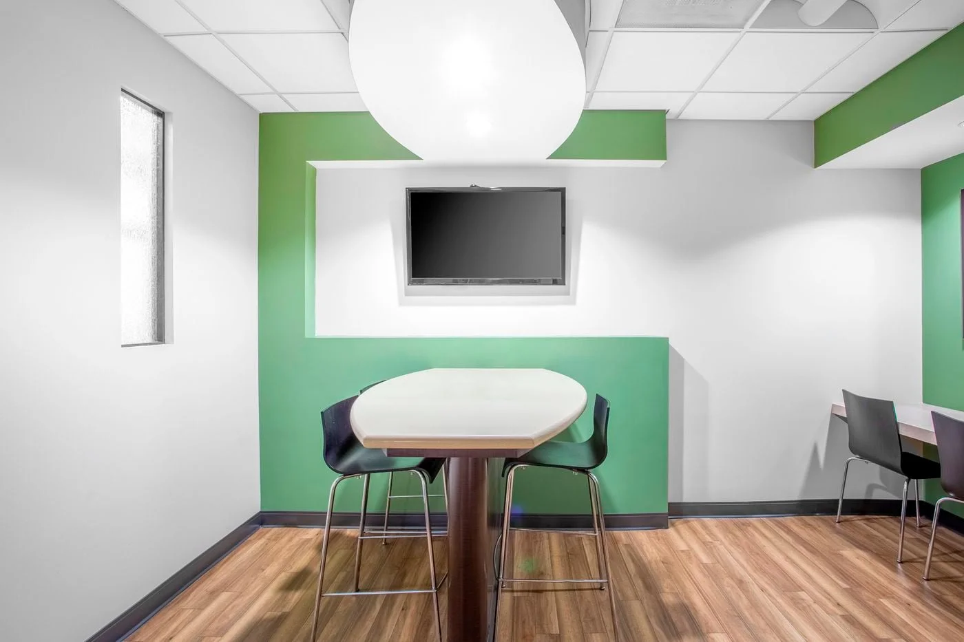 Photo 1 of 435 Nichols Road Suite 200, Kansas City, KS 64112-2006