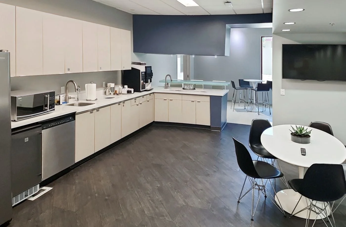 Photo 2 of 2701 East Camelback Road 1st Floor, Phoenix, AZ 85016