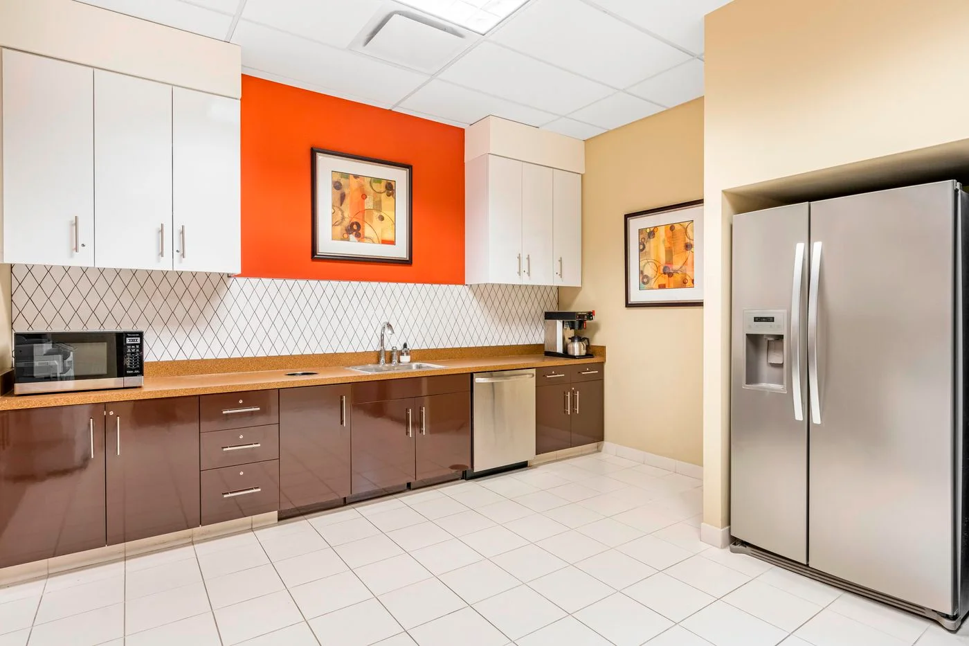 Photo 2 of 2815 Forbs Avenue Suite 107, Hoffman Estates, IL 60192