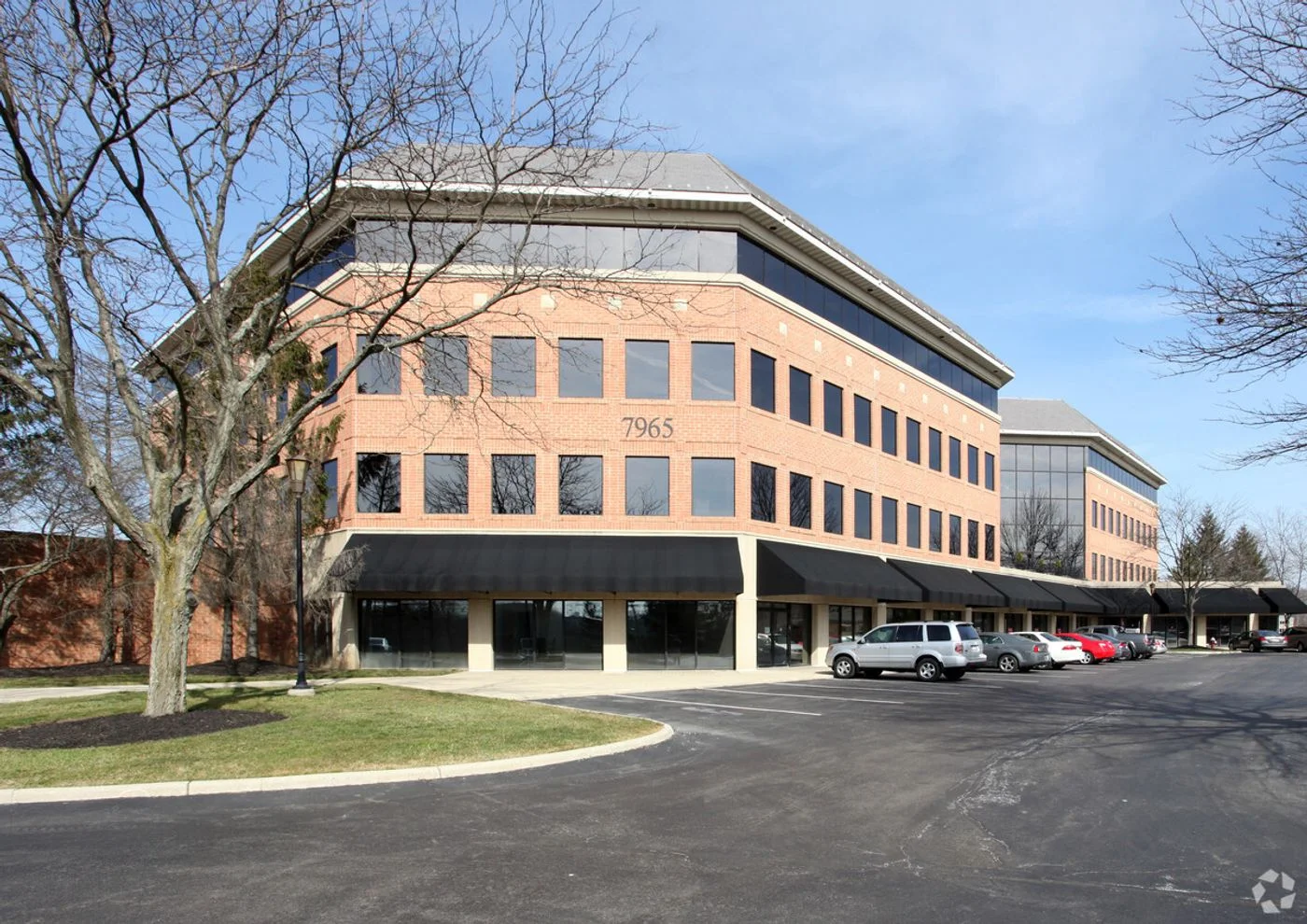 Photo-1 of 7965, North High Street Far North, Columbus, OH 43235