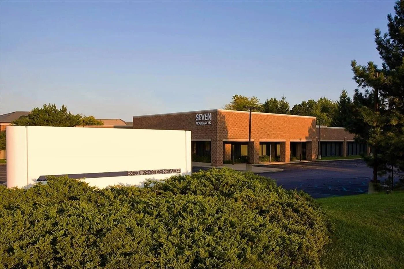 Photo-1 of 7 West Square Lake Road, Bloomfield Hills, MI 48302-0462