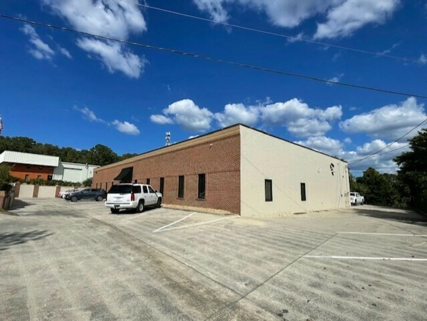 Photo 2 of 114 Trade Center Dr, Pelham, AL 35244