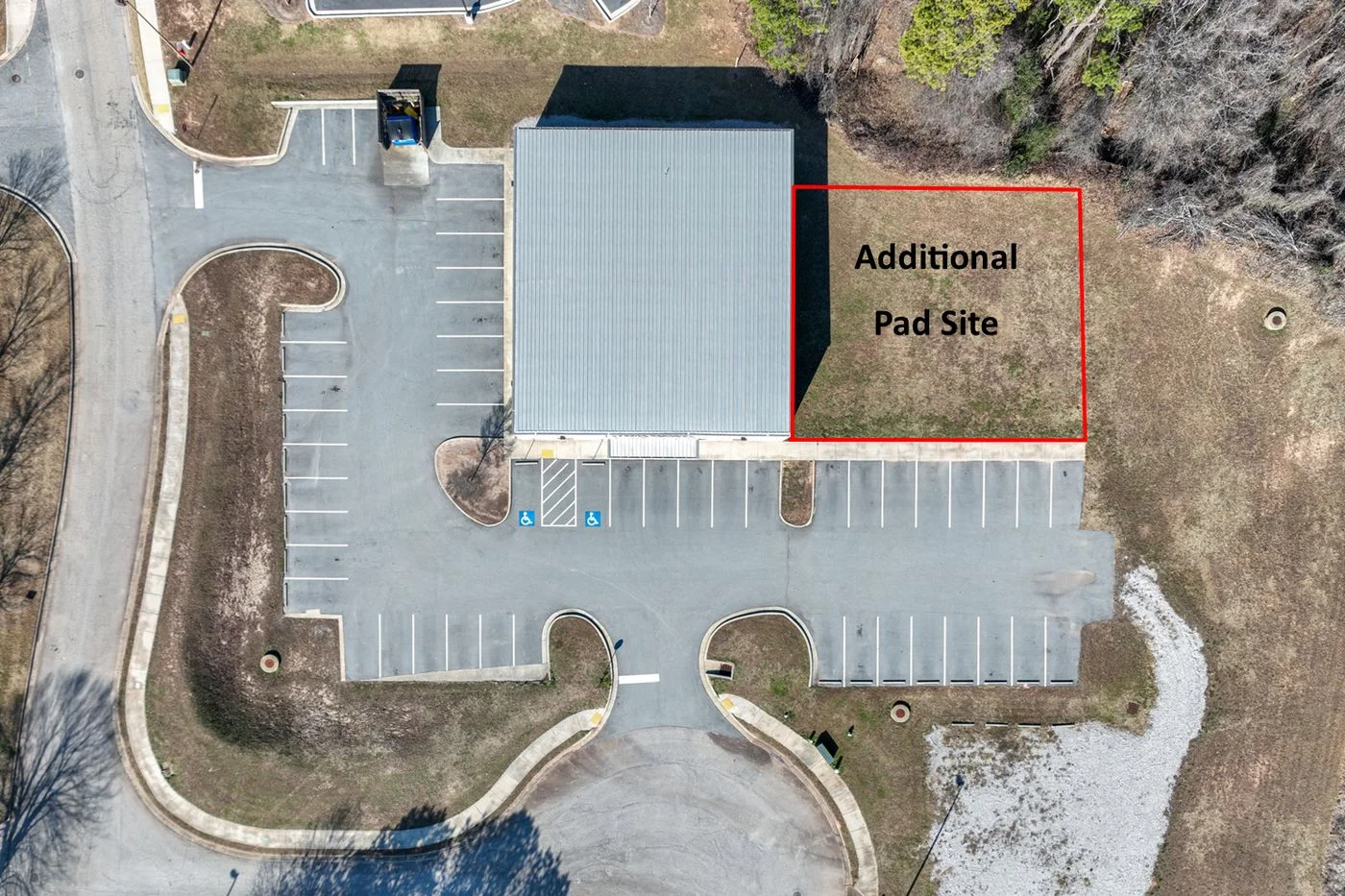 Photo-3 of 3632 Southland Dr, Flowery Branch, GA 30542