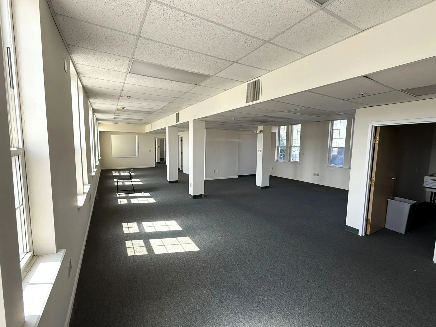 Photo-3 of 101 South St, West Hartford, CT 06110