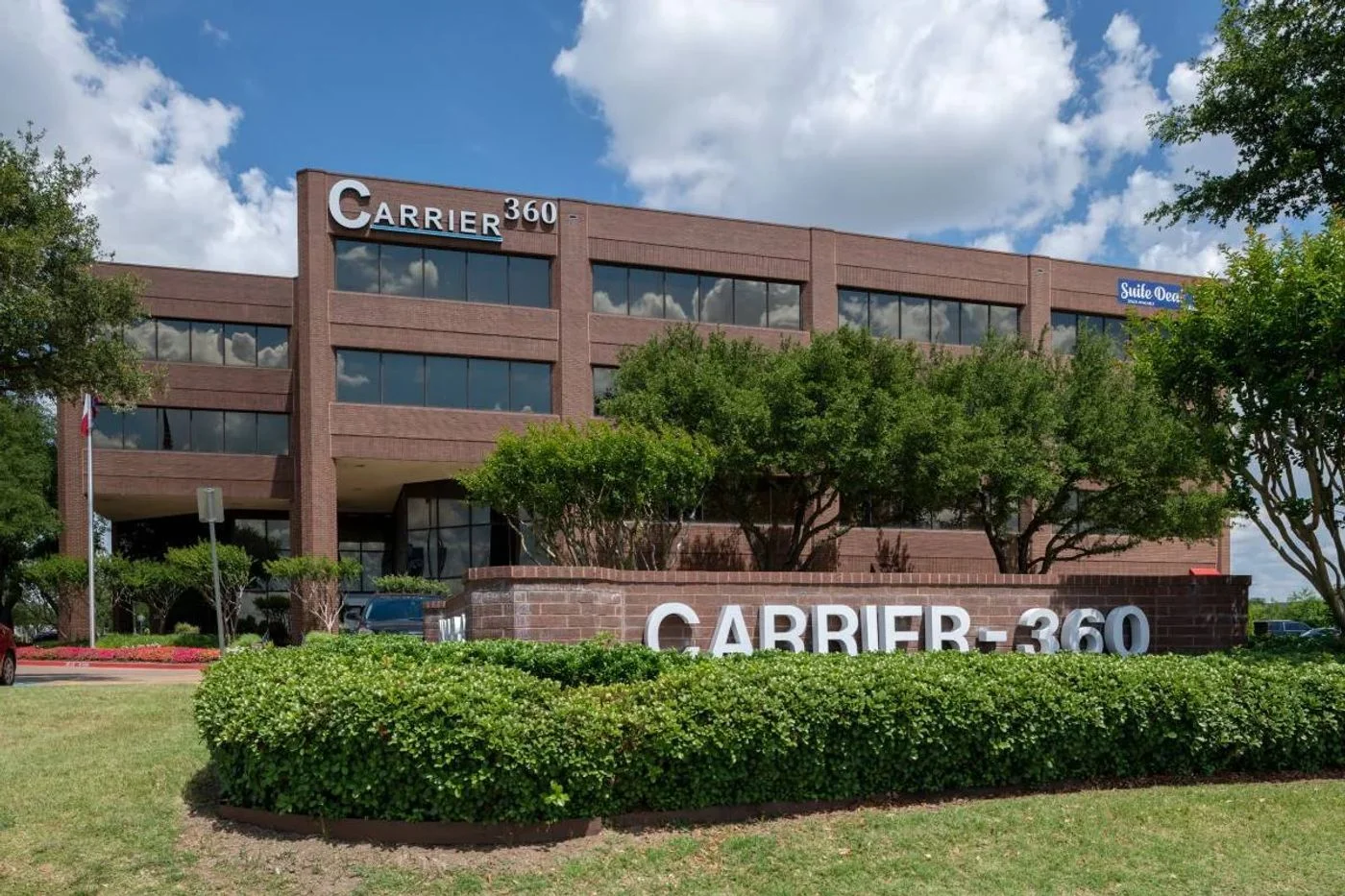 Photo-1 of 2080 N State Highway 360, Grand Prairie, TX 75050