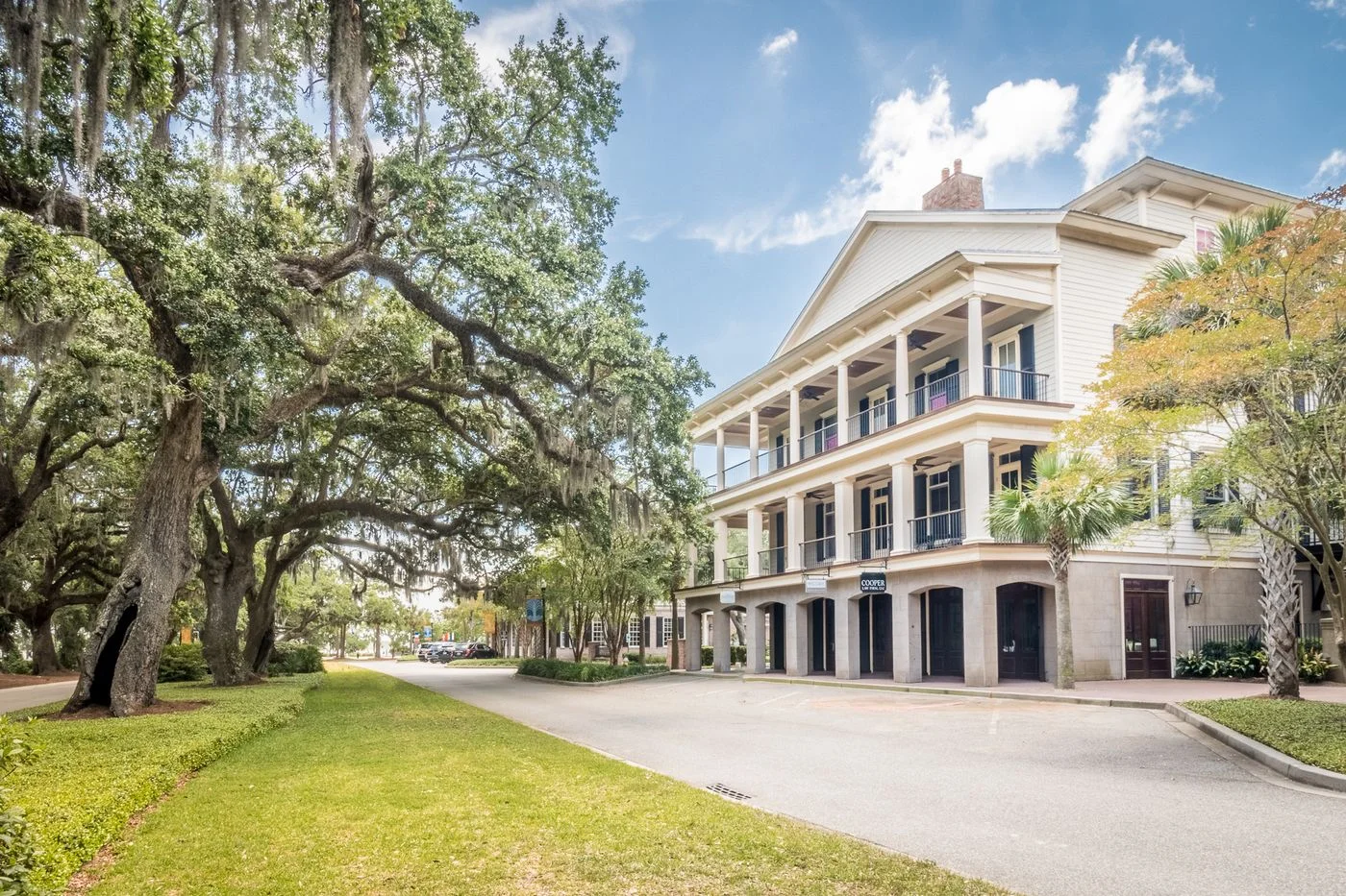 Photo-3 of 109 River Landing Dr, Charleston, SC 29492