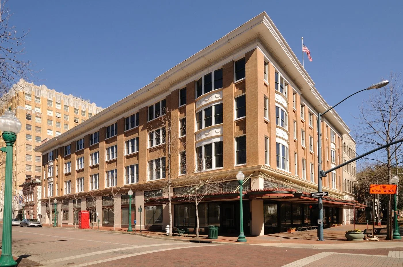 Photo 1 of 400 E Capitol St, Jackson, MS 39201