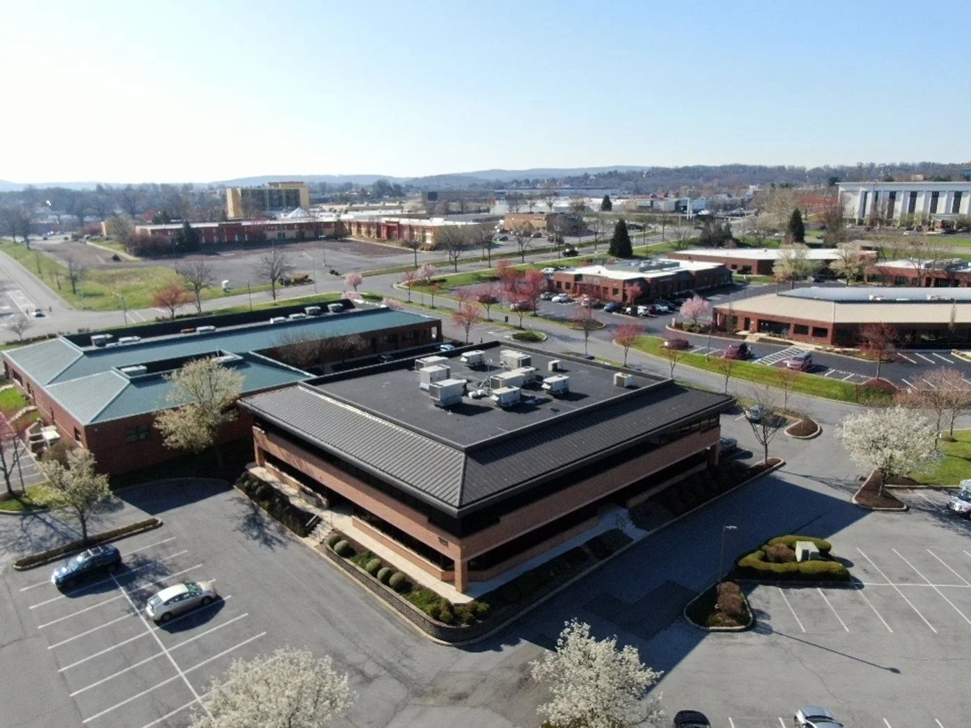 Photo 3 of 925 Berkshire Boulevard, Wyomissing, PA 19610