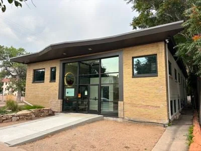 Photo of 218 E Willamette Ave