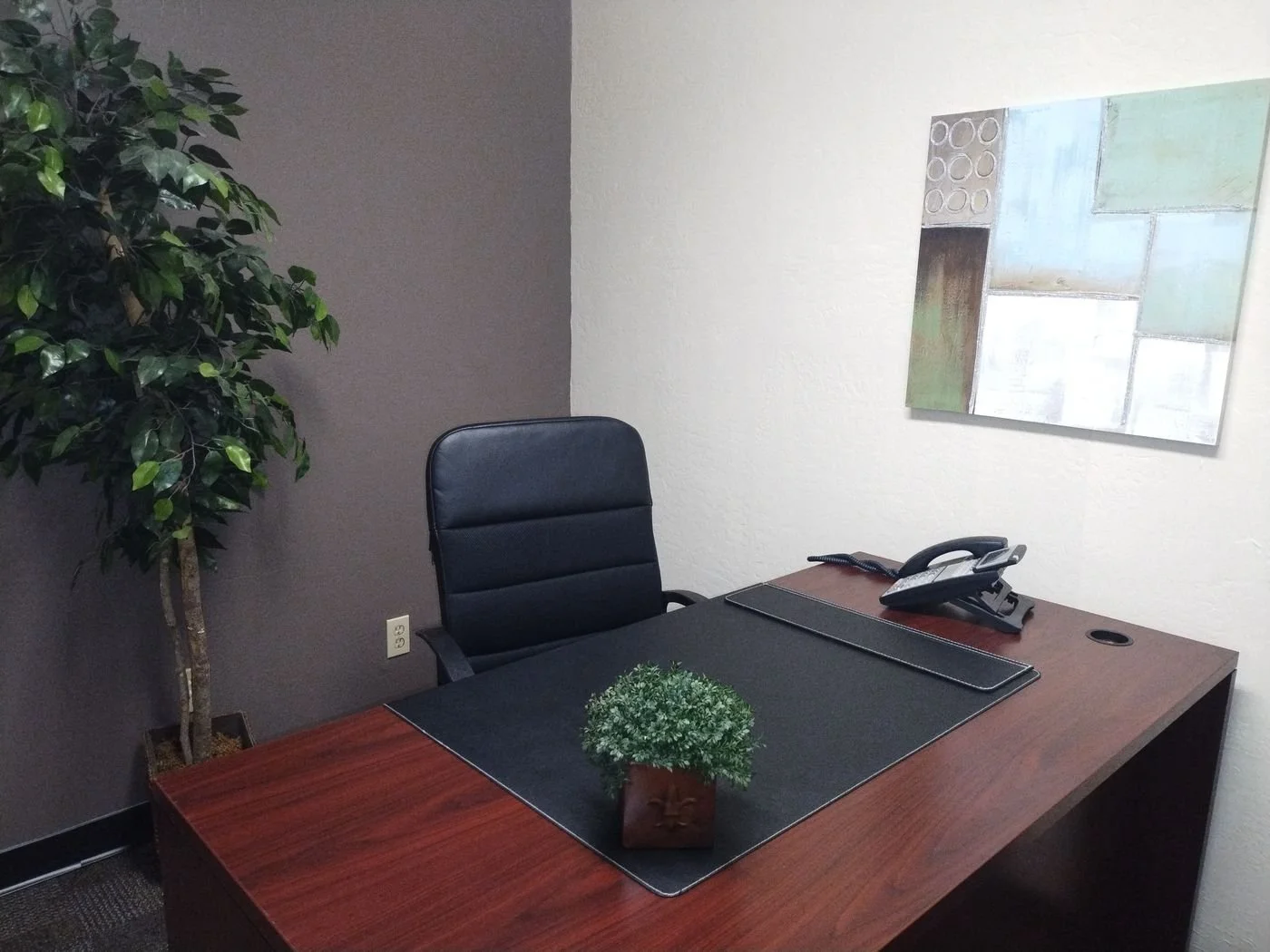 Photo-2 of 625 W Southern Avenue #E, Mesa, AZ 85210