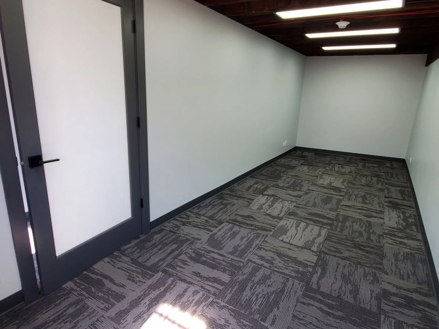 Photo 3 of 105 Turner Court, Chicago, IL 60185