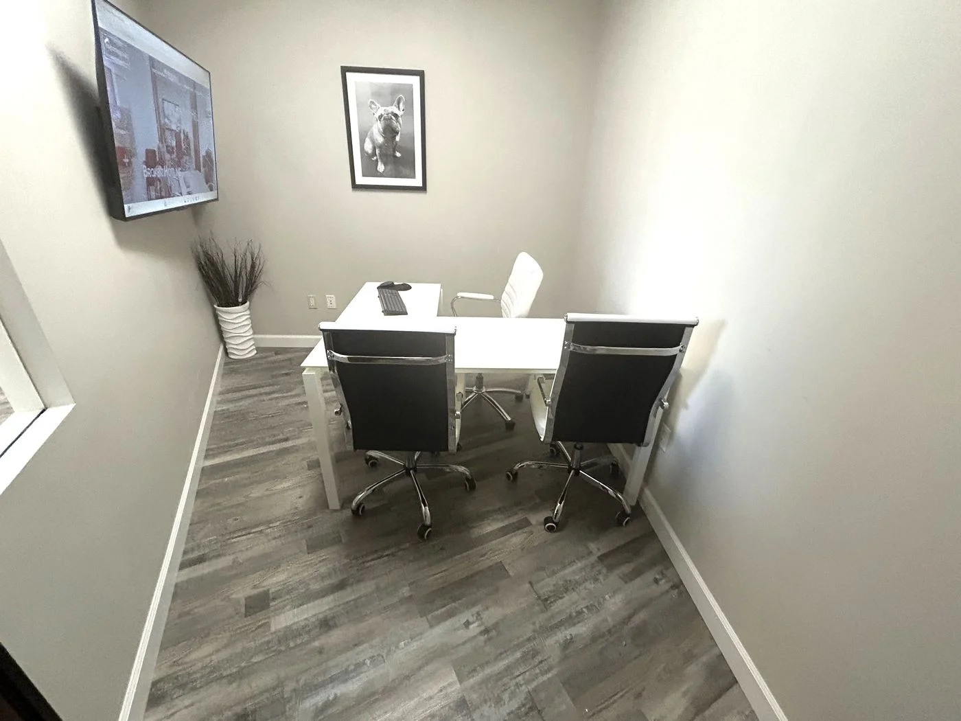 Photo-1 of 6751 North Sunset Boulevard Suite 320, Glendale, AZ 85305