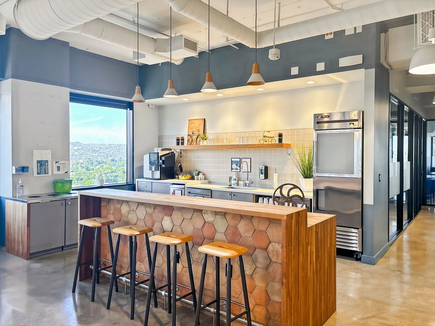 Photo 1 of 3900 W Alameda, Burbank, CA 91505