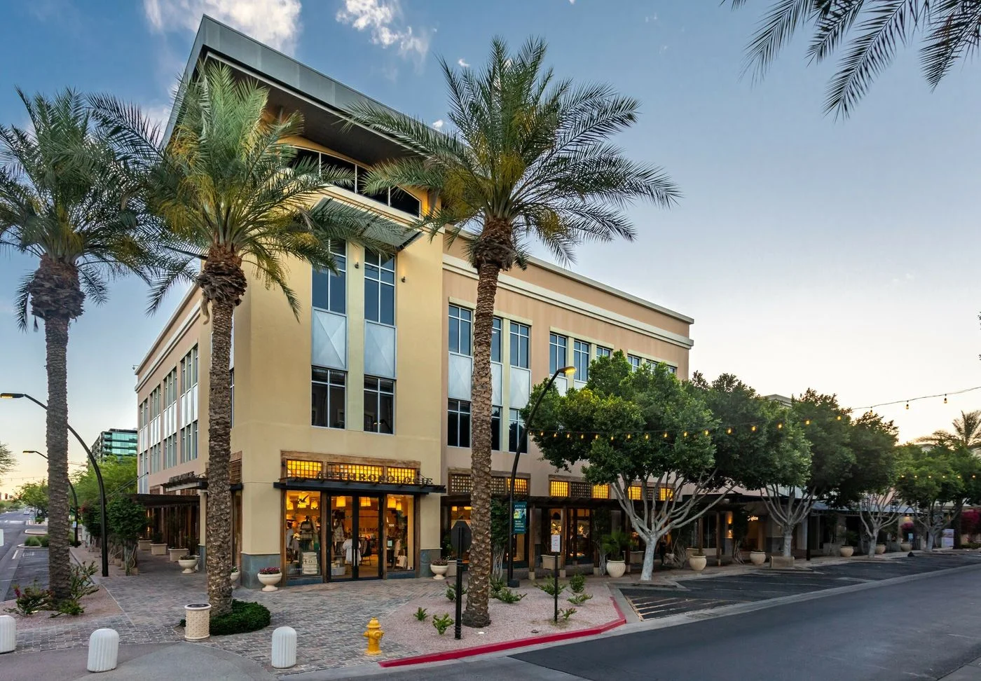 Photo 1 of 15210 N Scottsdale Rd, Scottsdale, AZ 85254