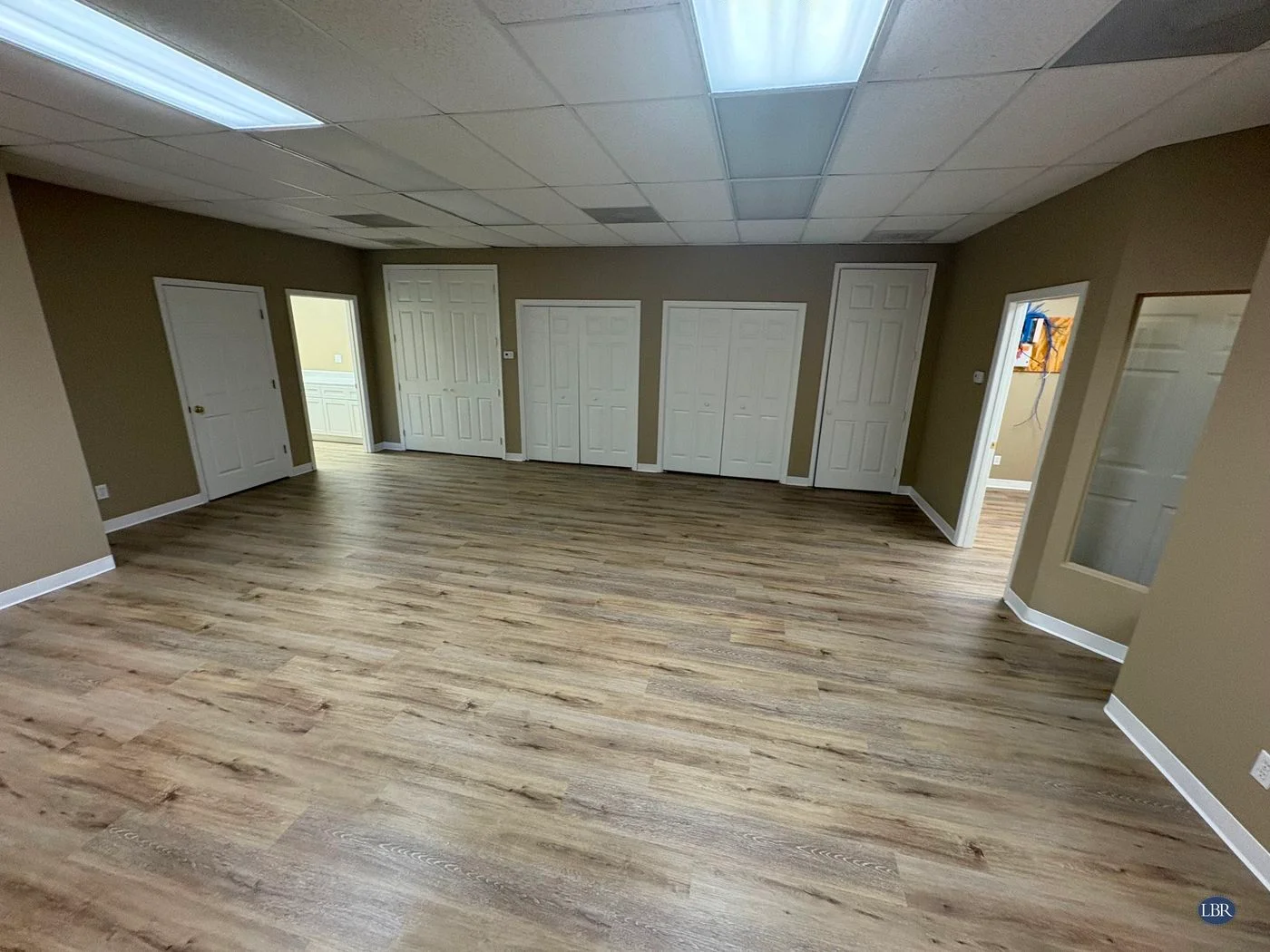 Photo 3 of 129 W Hibiscus Blvd, Melbourne, FL 32901