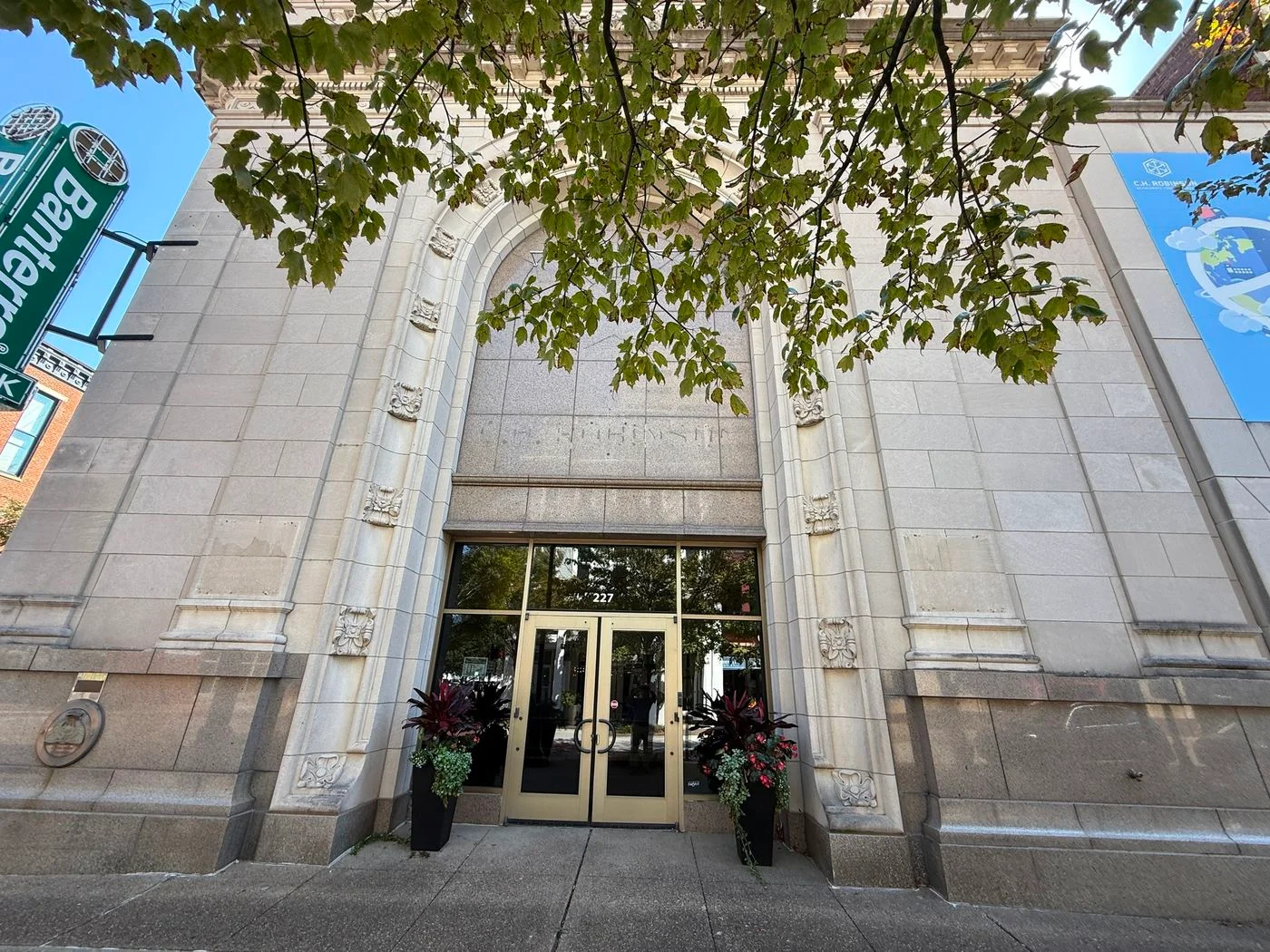 Photo 2 of 225 Main St # 227, Evansville, IN 47708