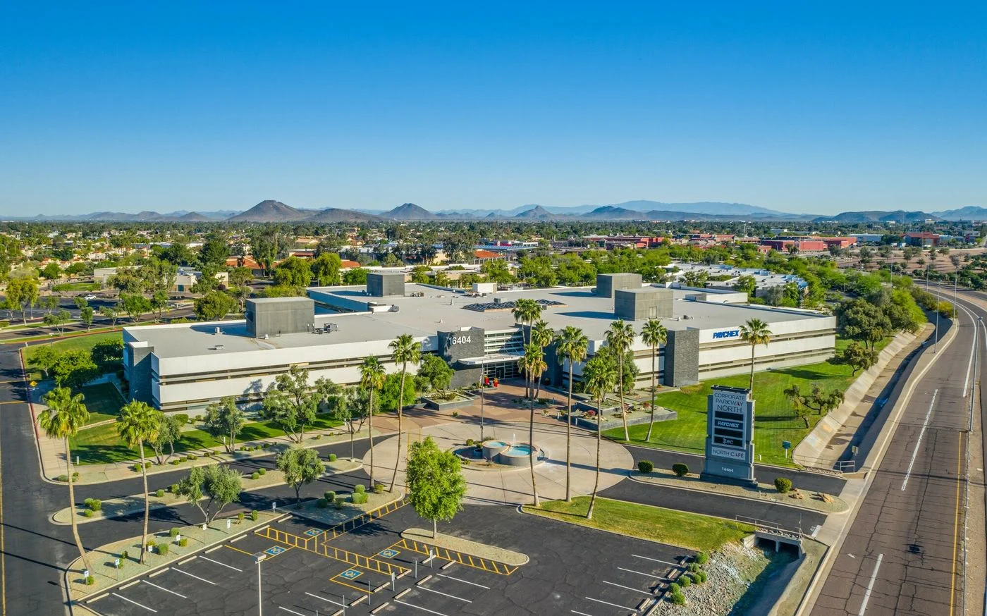 Photo 1 of 16404 N Black Canyon Hwy, Phoenix, AZ 85053