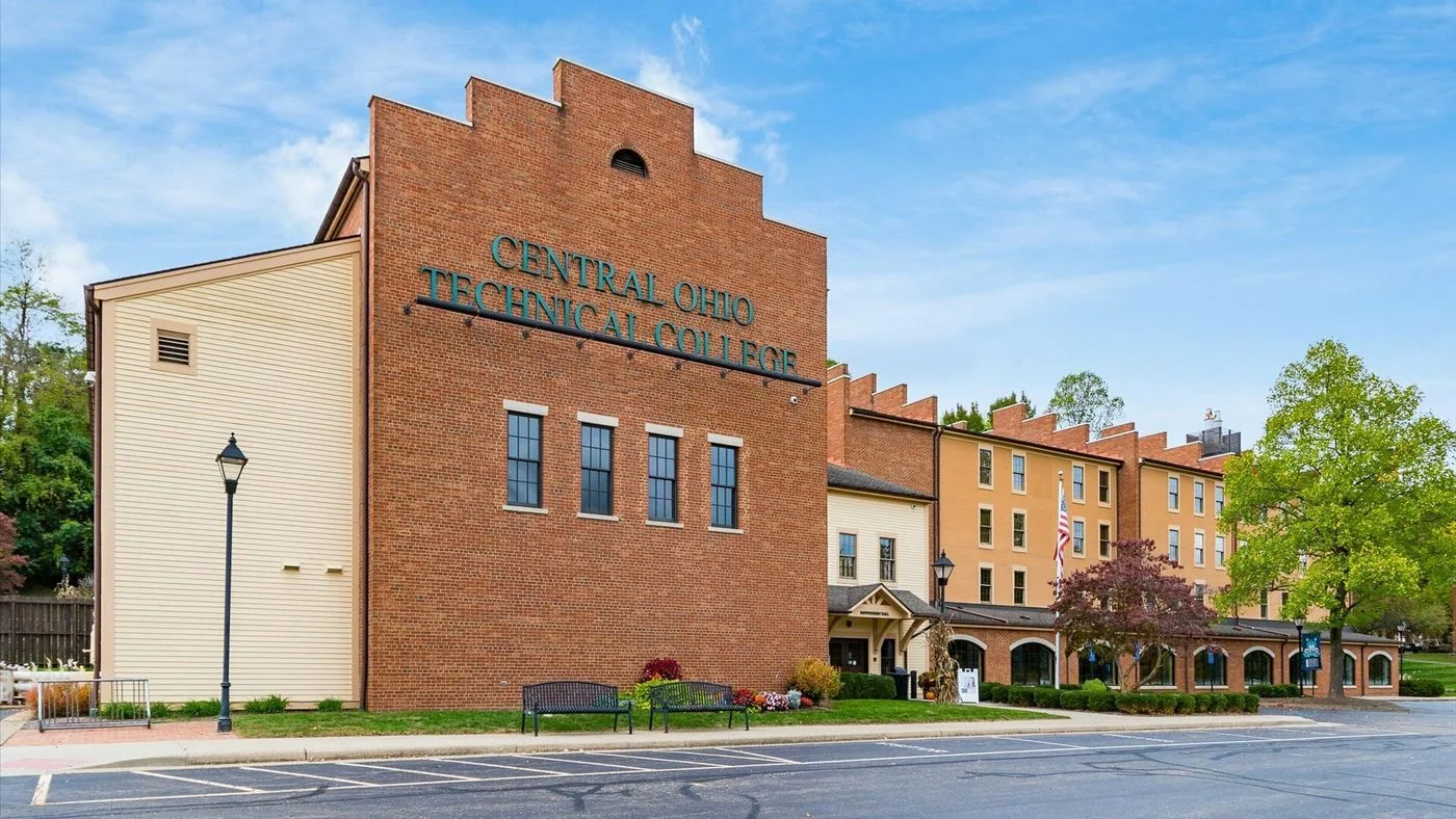 Photo 1 of 200 N Whitewoman St, Coshocton, OH 43812