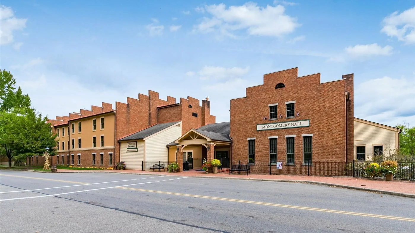 Photo 2 of 200 N Whitewoman St, Coshocton, OH 43812