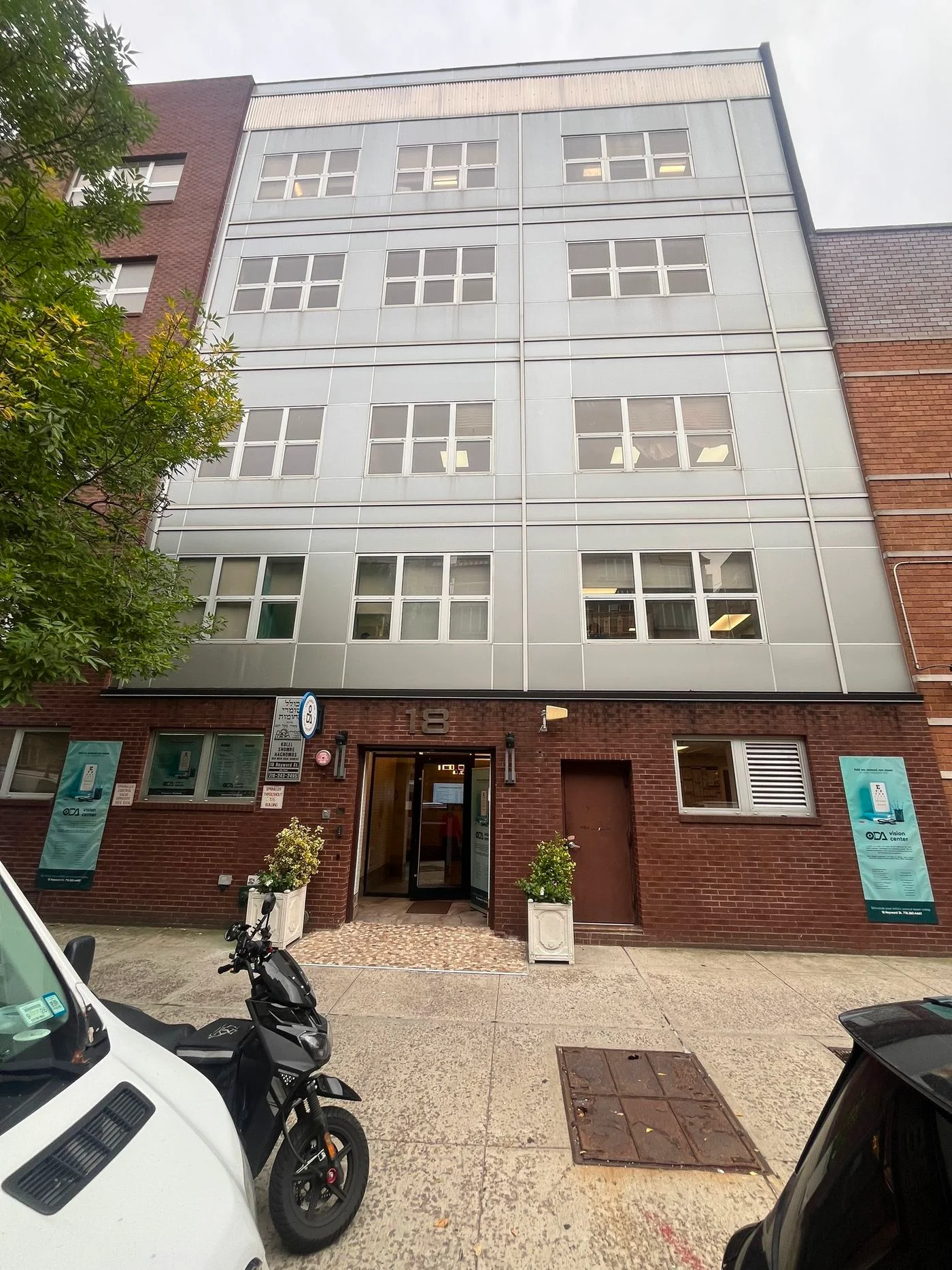 Photo 3 of 18 Heyward Street 4th Floor, Brooklyn, NY 11249