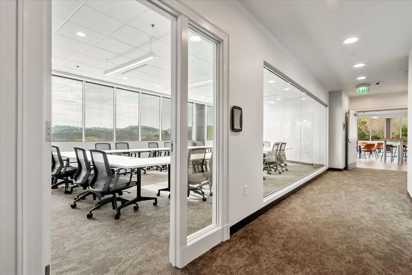 Photo-3 of 10 Burton Hills Boulevard Floor 4, Nashville, TN 37215