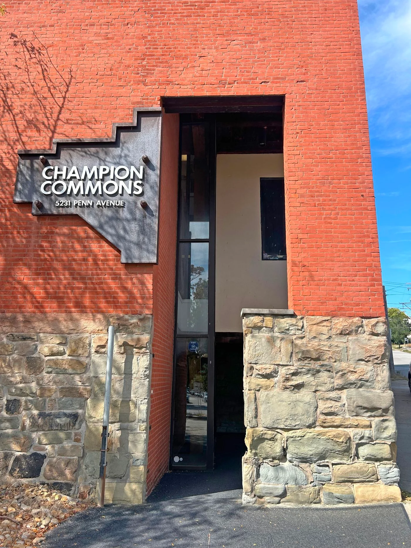 Photo 2 of 5231 Penn Ave, Pittsburgh, PA 15224