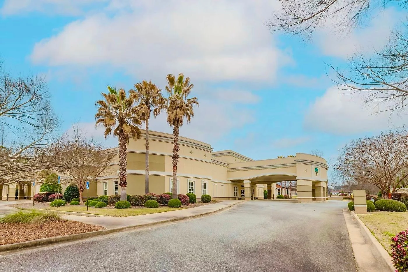 Photo 1 of 619 Pointe North Blvd, Albany, GA 31721