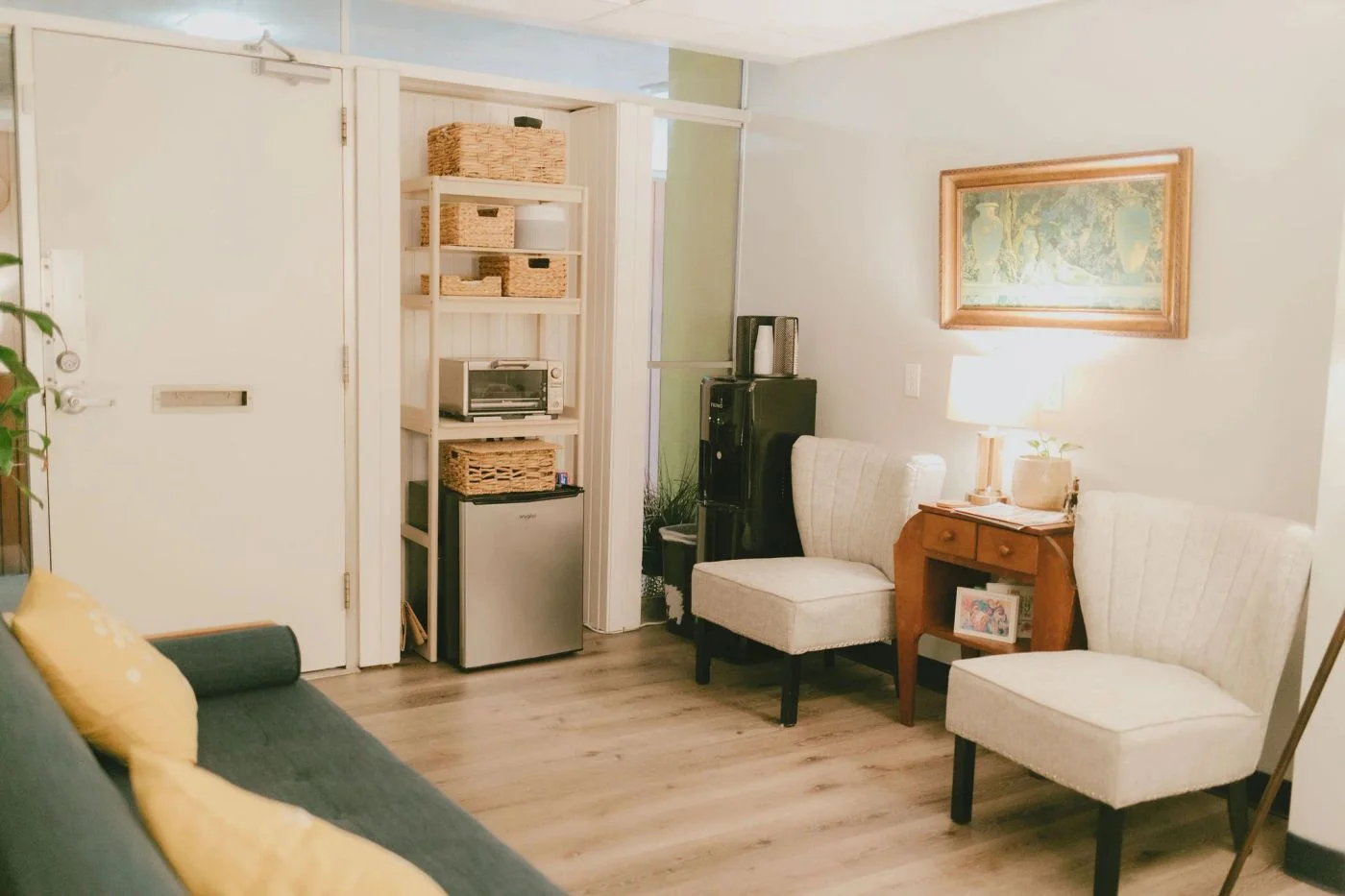 Photo-1 of 1346 Foothill Blvd, La Canada Flintridge, CA 91011