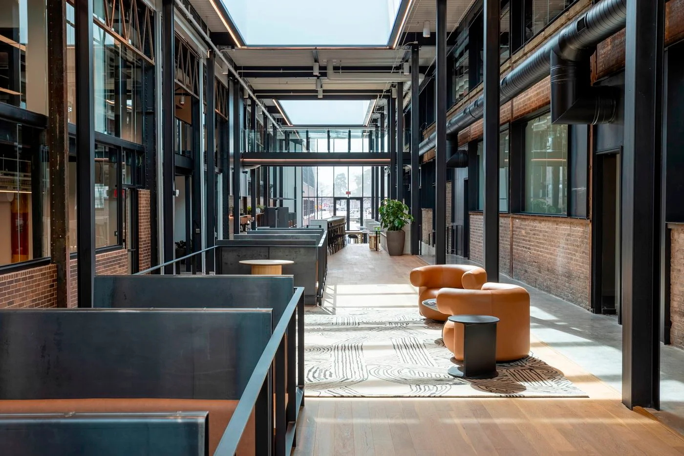 Photo 3 of 609 S 48th St, Omaha, NE 68106