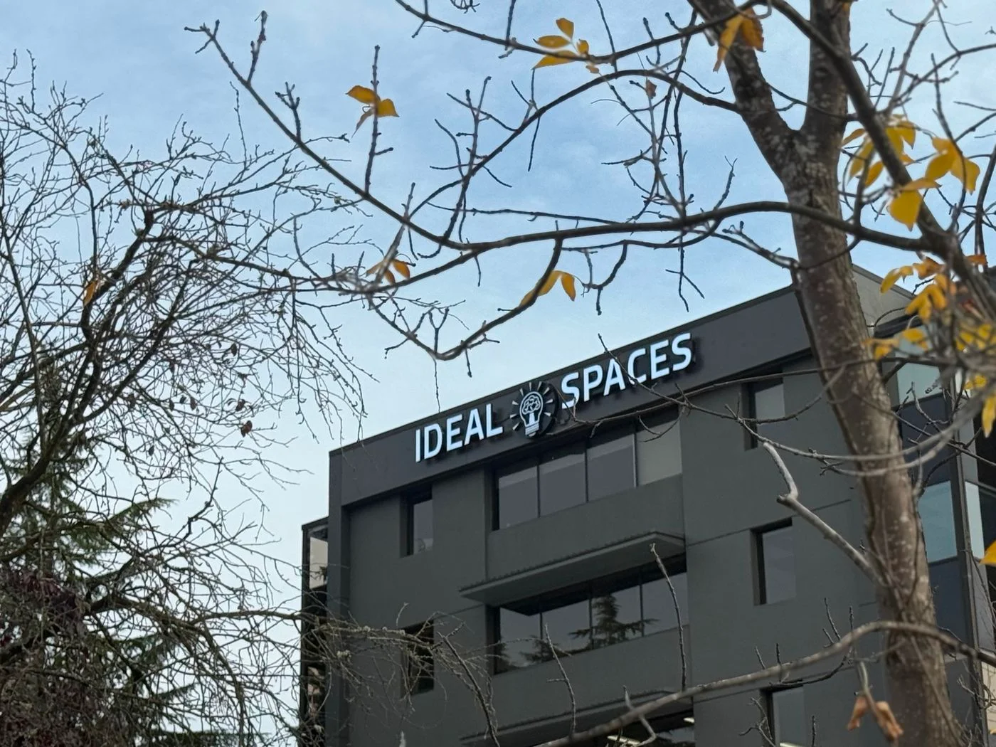 Photo 2 of 301, 116th Avenue Southeast, Bellevue, WA 98004