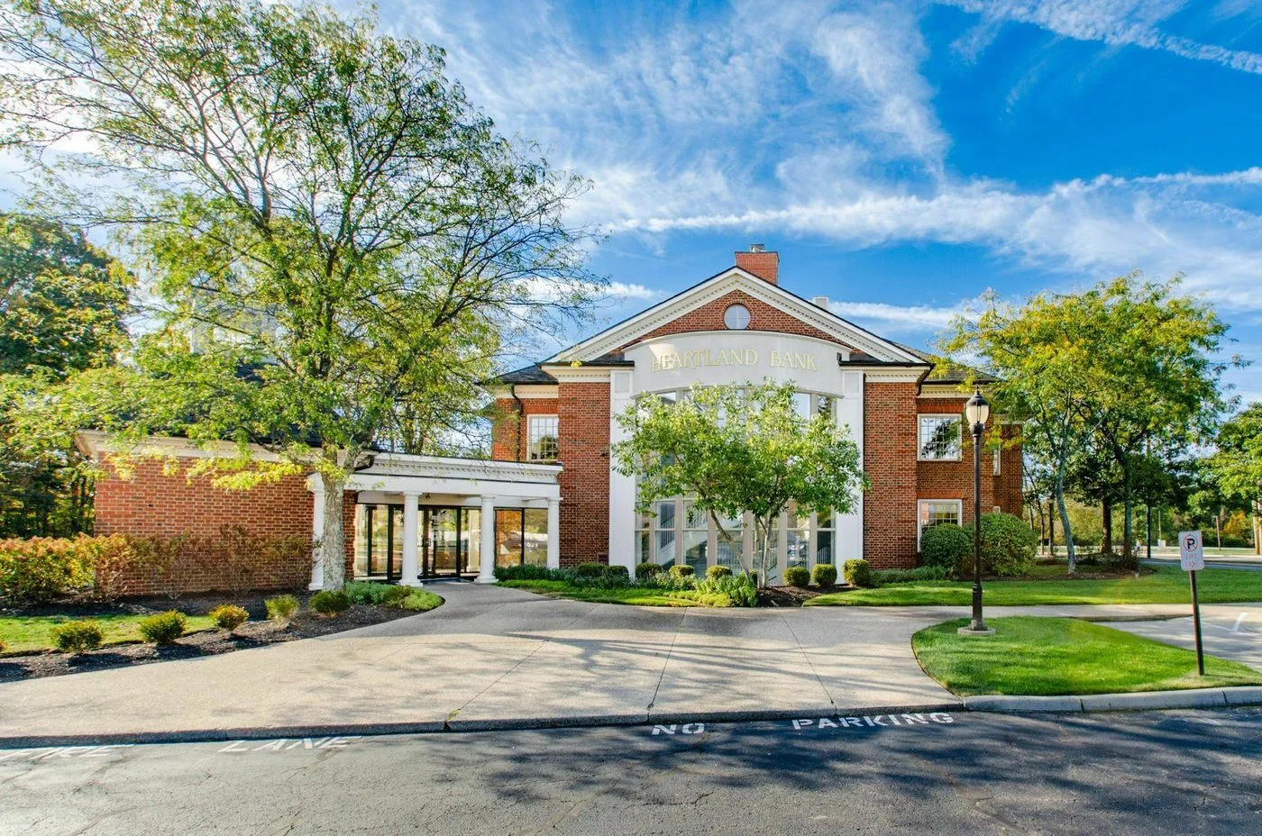 Photo 2 of 850 N Hamilton Rd, Gahanna, OH 43230