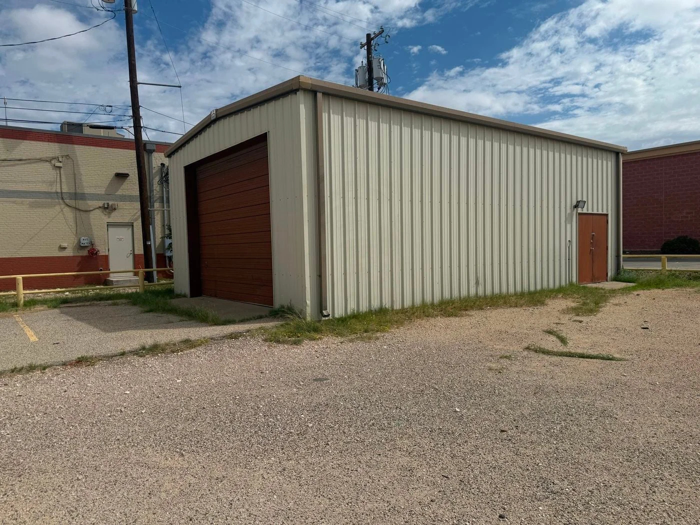 Photo 3 of 1011 E 7th St, Odessa, TX 79761