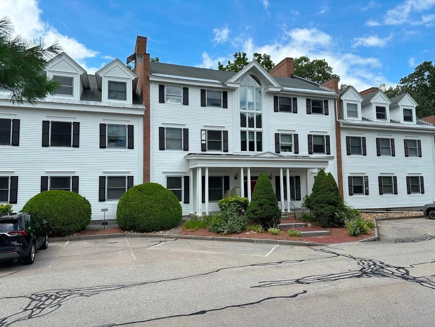 Photo 1 of 501 South St, Bow, NH 03304