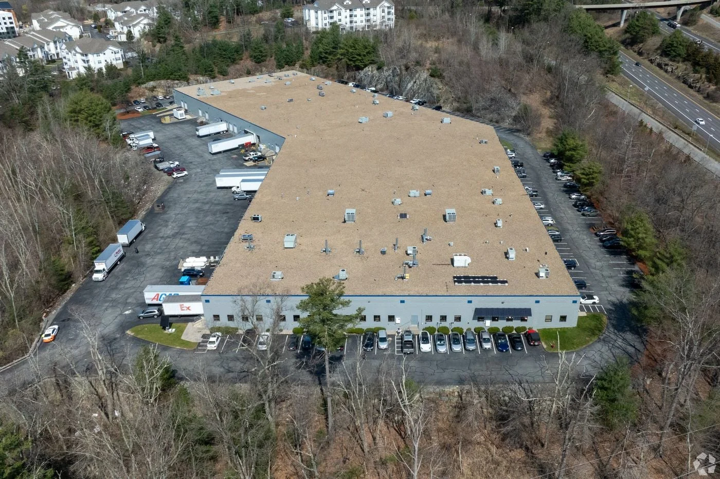 Photo 2 of 153 Northboro Rd, Southborough, MA 01772