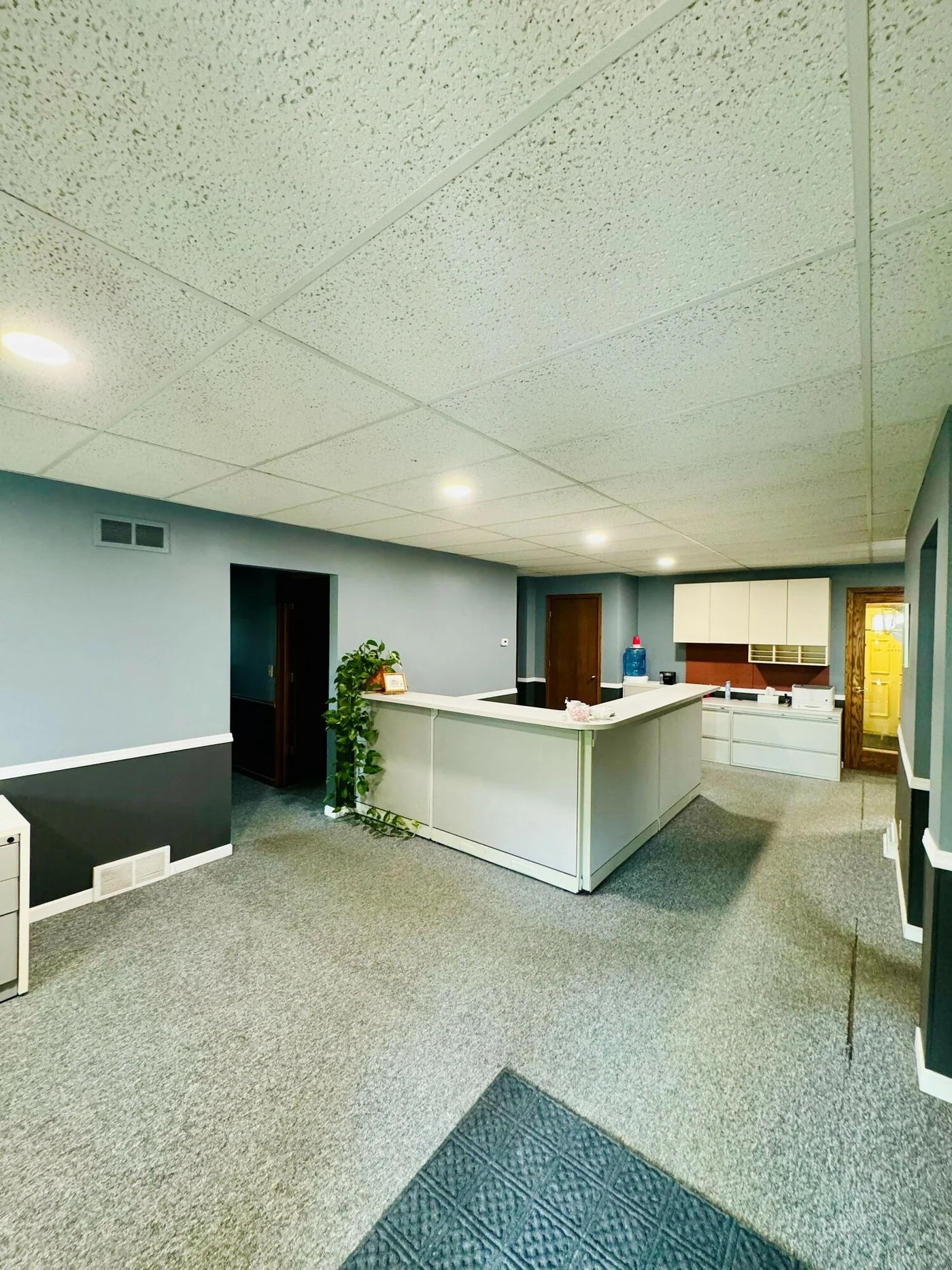 Photo-2 of 250 Regency Ct, Brookfield , WI 53045