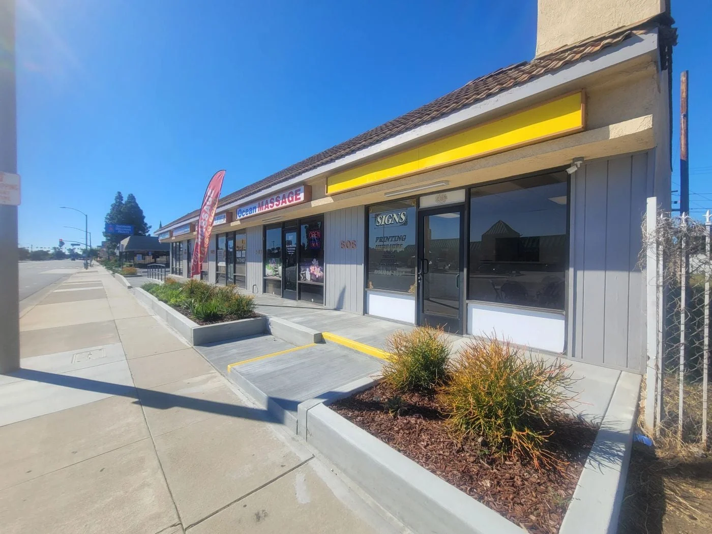 Photo 1 of 505 S Euclid St, Anaheim, CA 92802