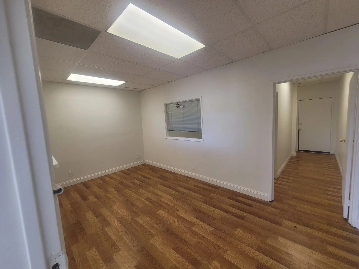 Photo 2 of 505 S Euclid St, Anaheim, CA 92802