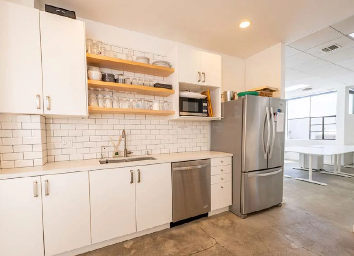 Photo 2 of 2218 Main St, Santa Monica, CA 90405