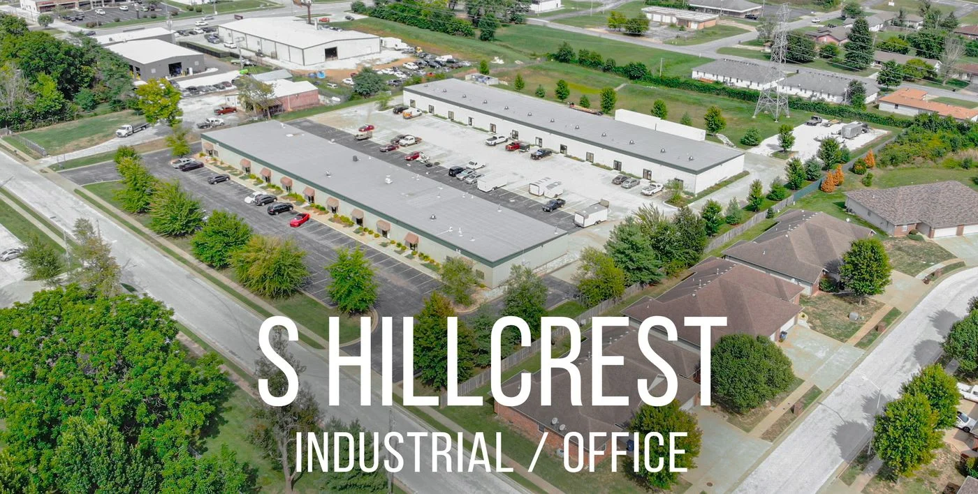 Photo 1 of 4270 S. Hillcrest, Springfield, MO 65810