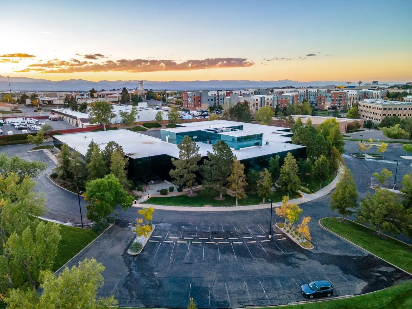 Photo 2 of 373 Inverness Pkwy, Englewood, CO 80112