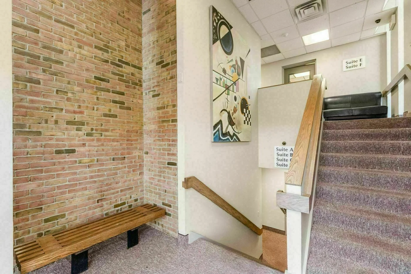 Photo 2 of 5180 E Main St, Entire Upper Floor, Whitehall, OH 43213