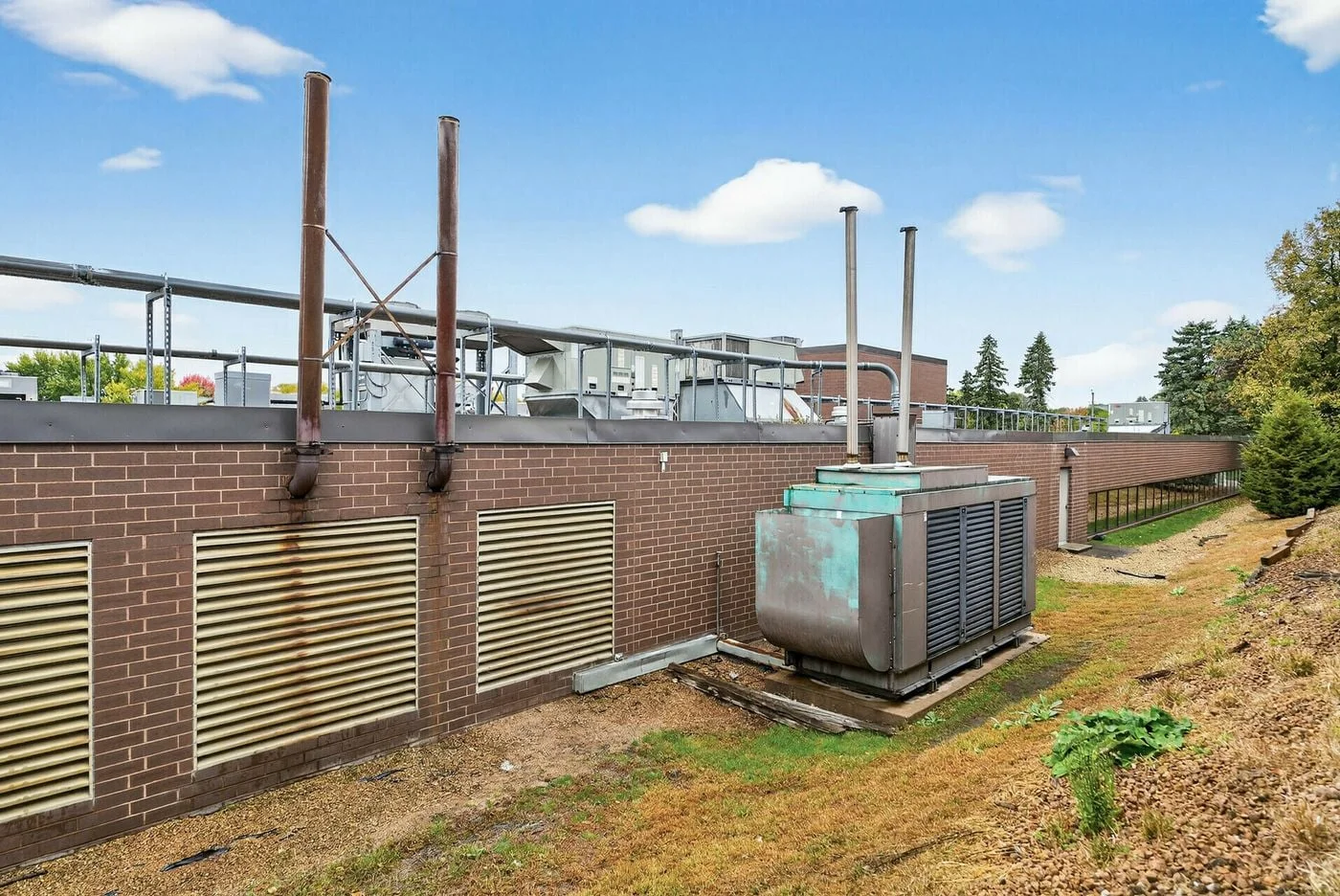 Photo 2 of 601 2nd Ave S, Hopkins, MN 55343