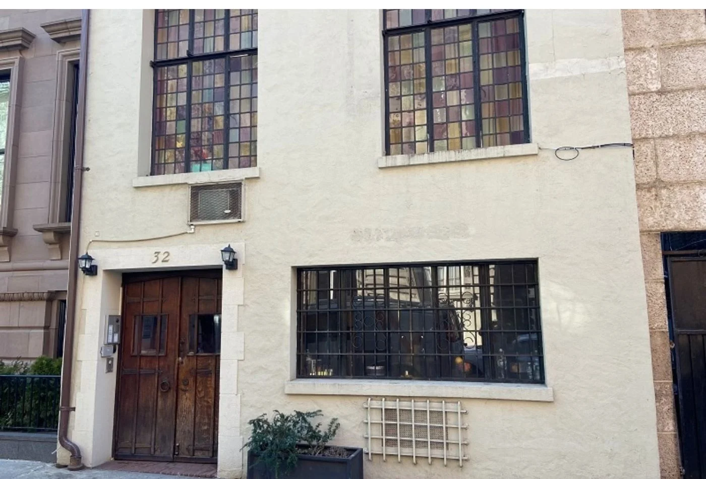 Photo 1 of 32 E 68th St # 10, New York, NY 10065