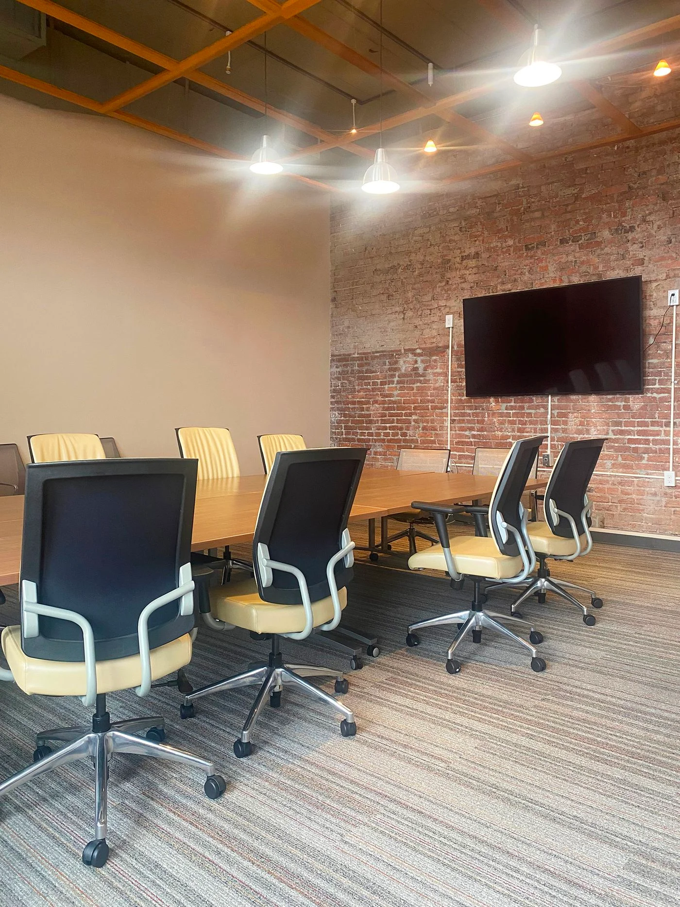 Photo 2 of 1908 Wylie Ave, Pittsburgh, PA 15219