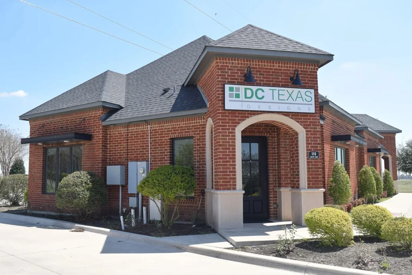 Photo 1 of 115 Park Place Blvd, Waxahachie, TX 75165