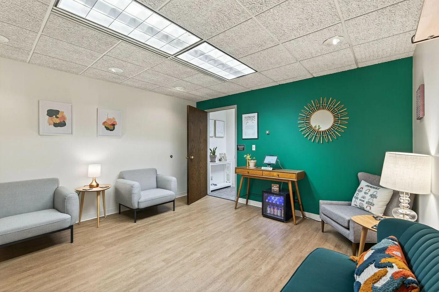 Photo 3 of 5200 Willson Rd, Edina, MN 55424