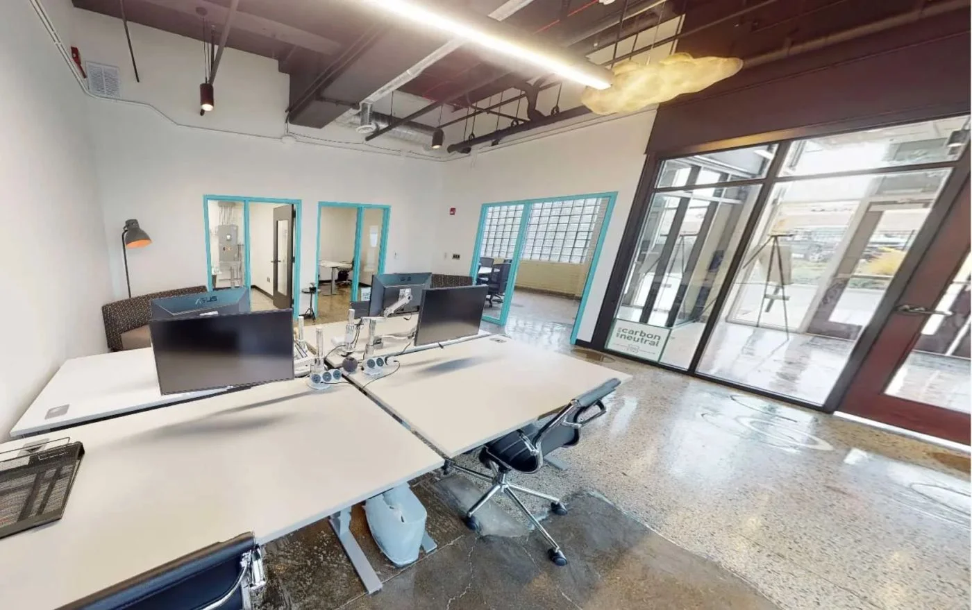 Photo 3 of 850 Massachusetts Ave, Indianapolis, IN 46204