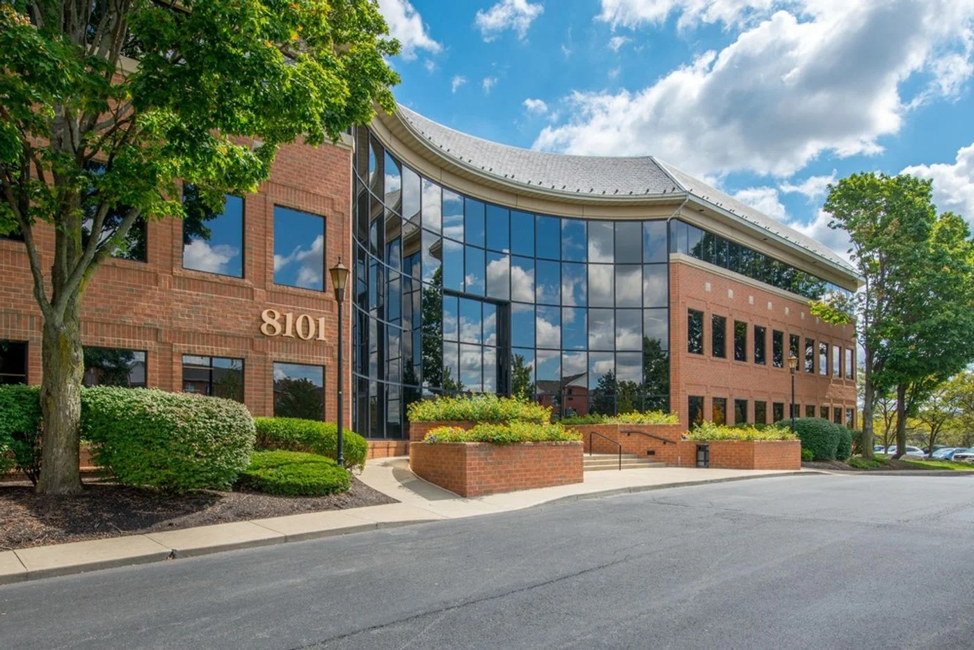 Photo 2 of 8101 N High St, Columbus, OH 43235